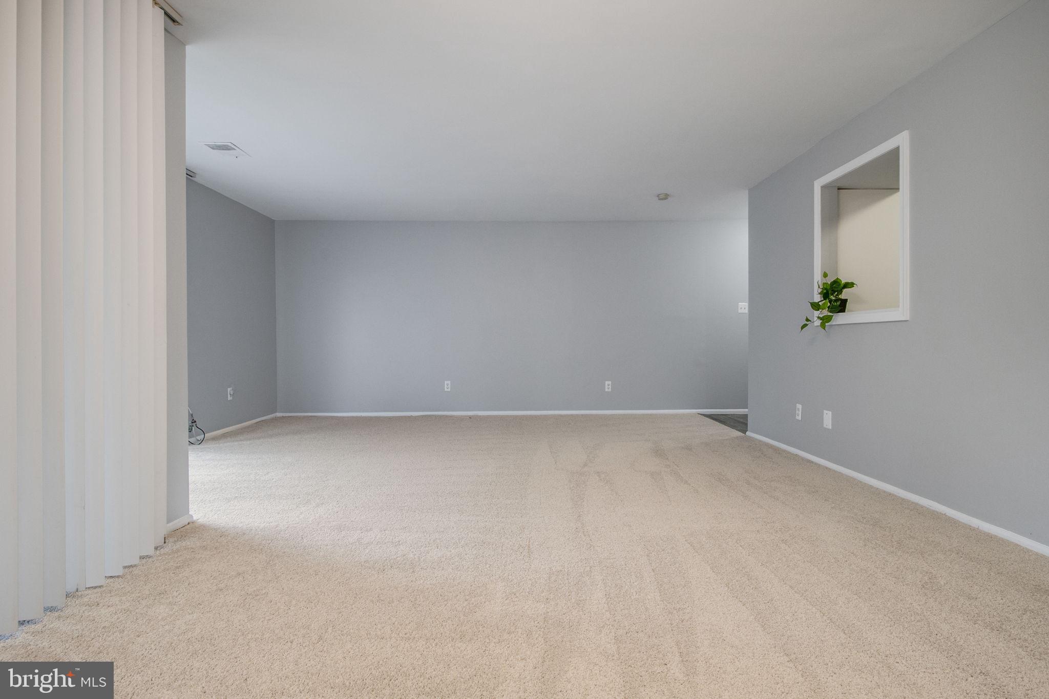 PINES CONDOMINIUM - Residential