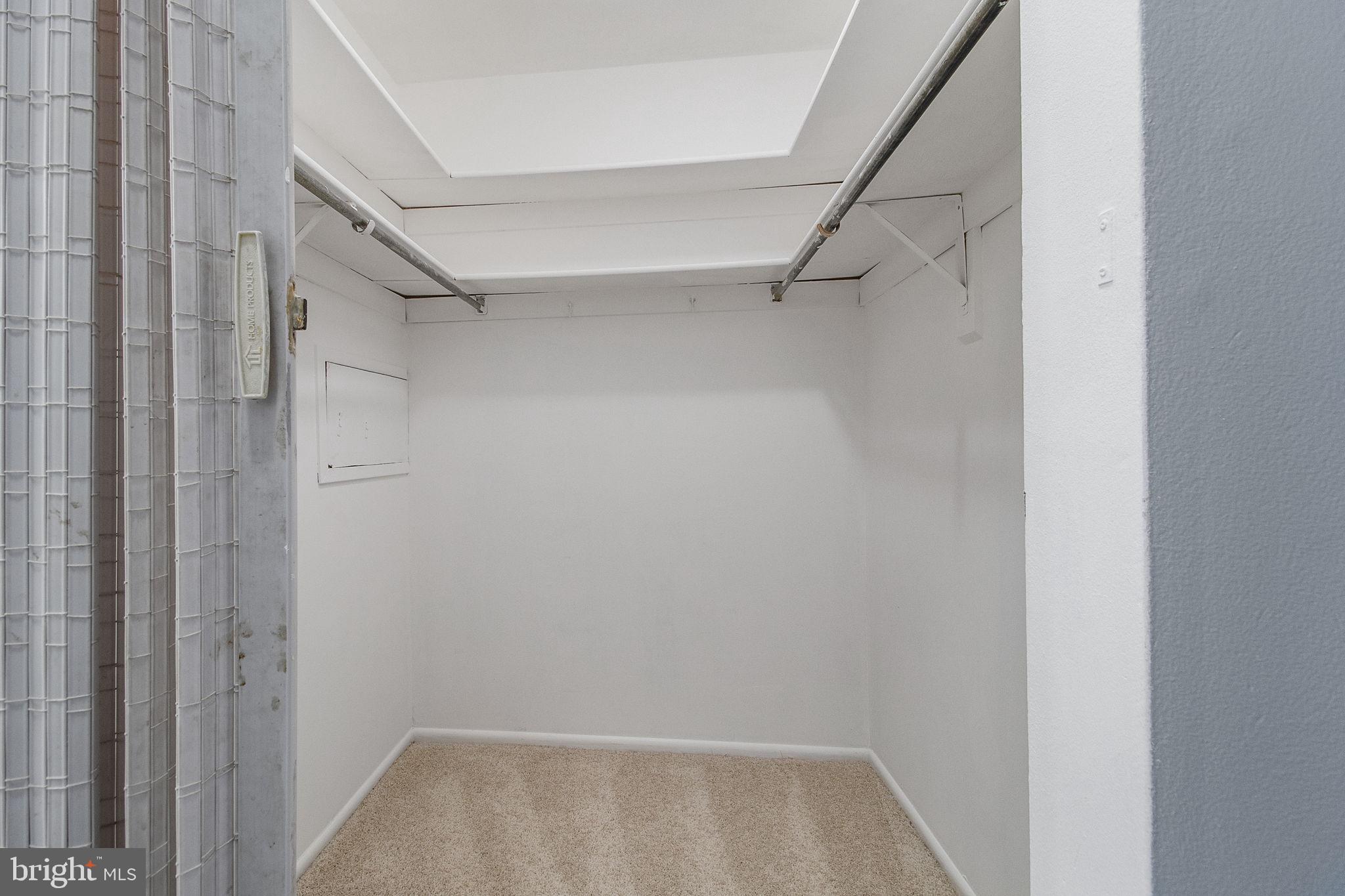 PINES CONDOMINIUM - Residential