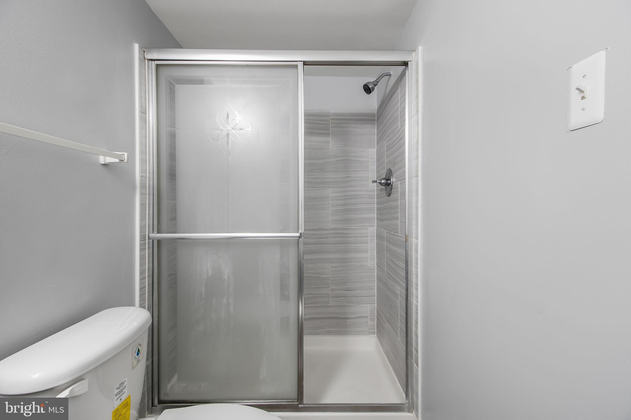 PINES CONDOMINIUM - Residential