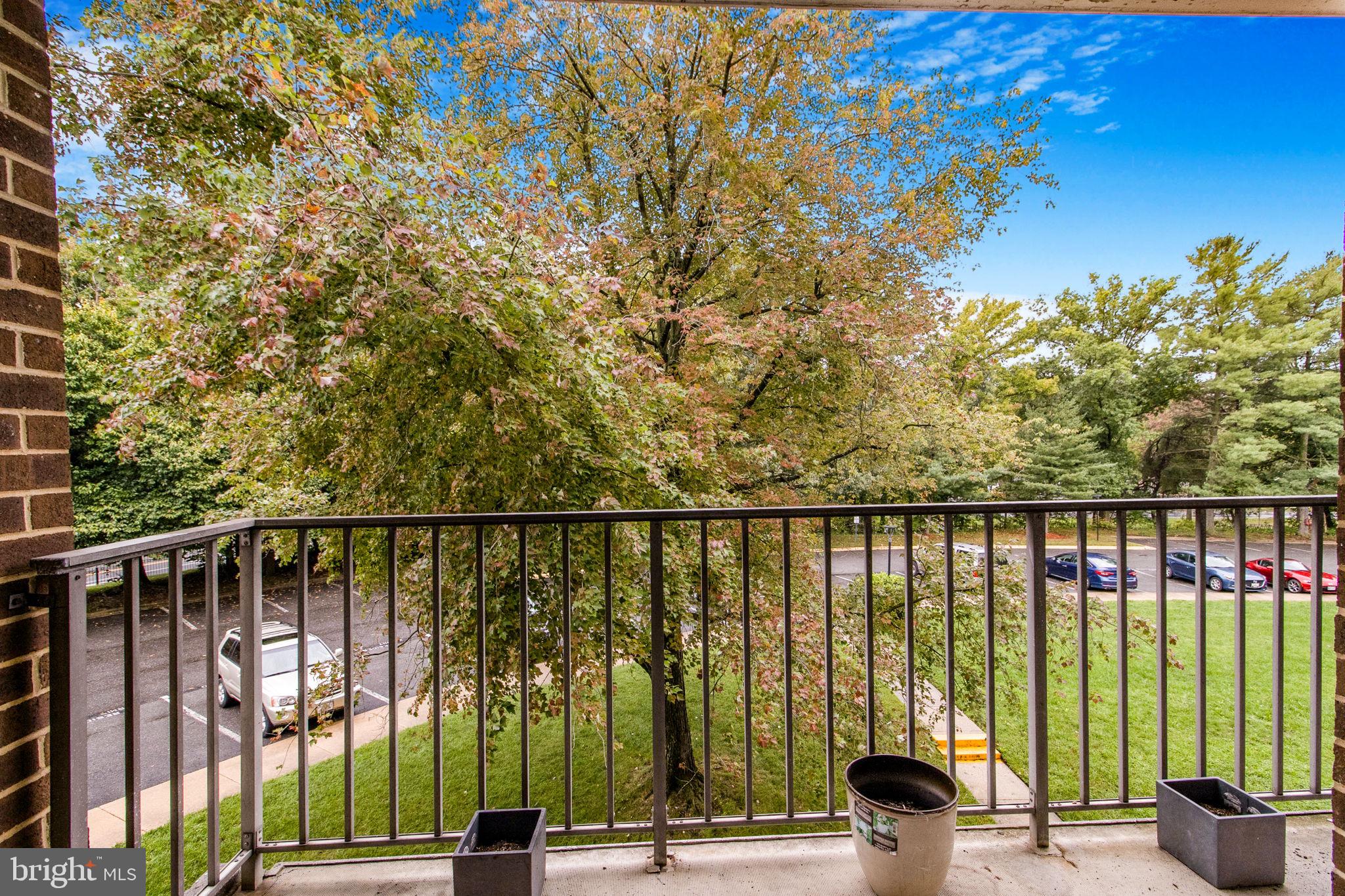 PINES CONDOMINIUM - Residential