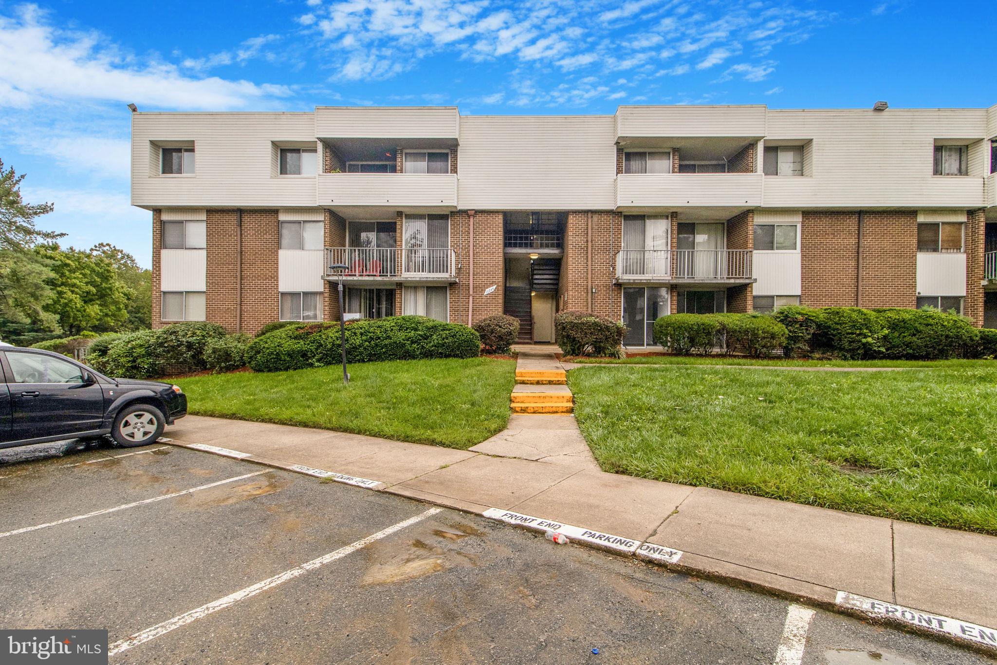 PINES CONDOMINIUM - Residential