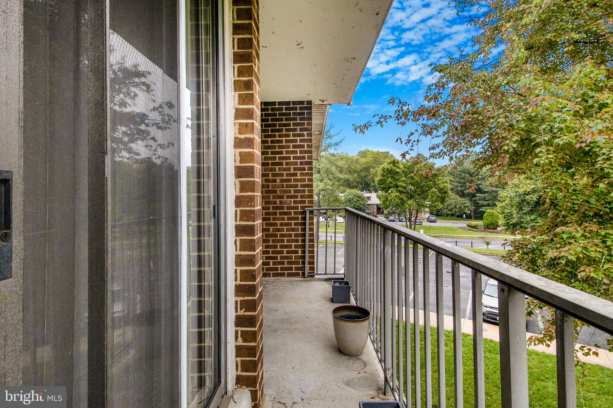 PINES CONDOMINIUM - Residential