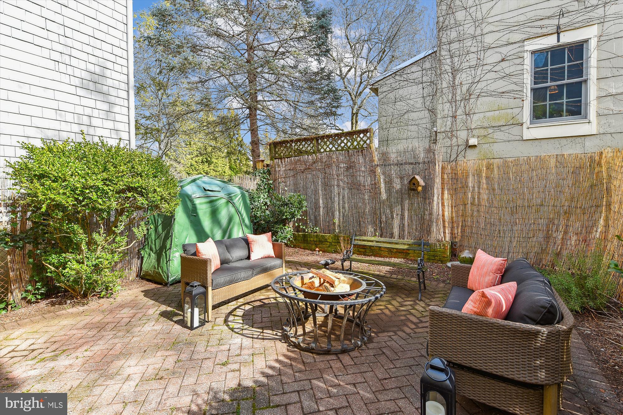 HISTORIC DISTRICT - Residential