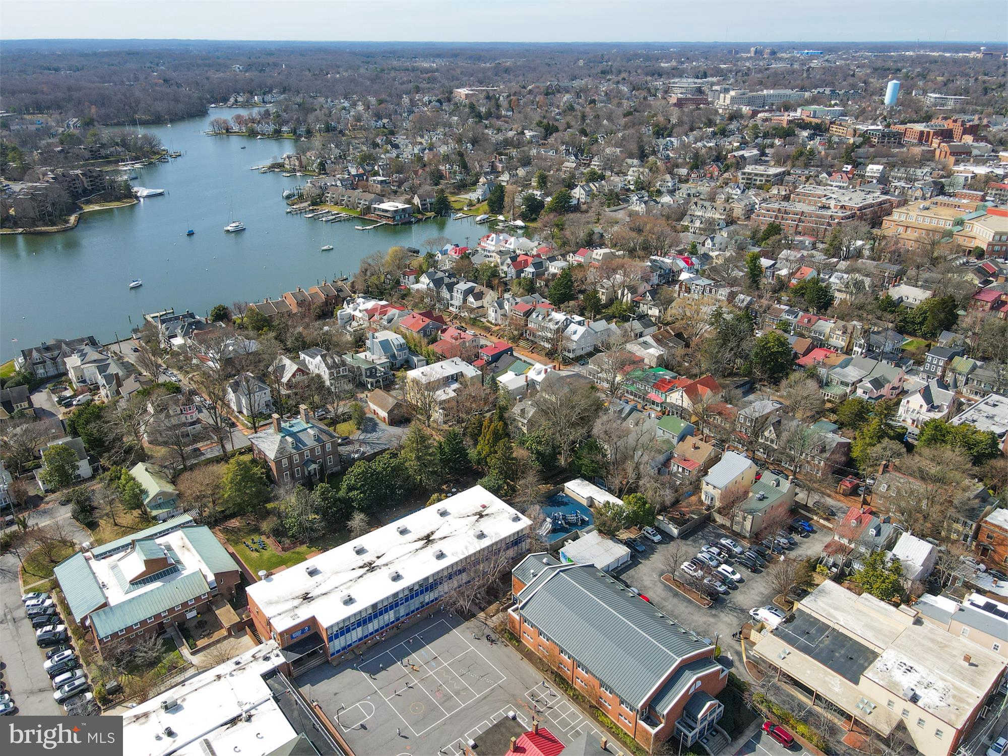 HISTORIC DISTRICT - Residential