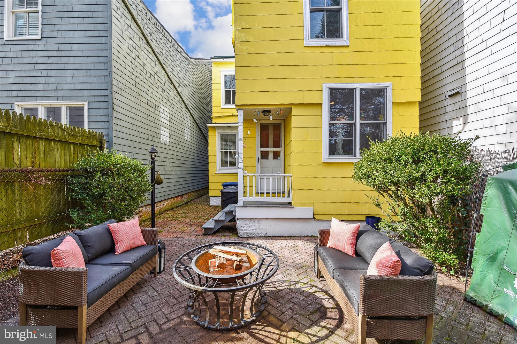 HISTORIC DISTRICT - Residential