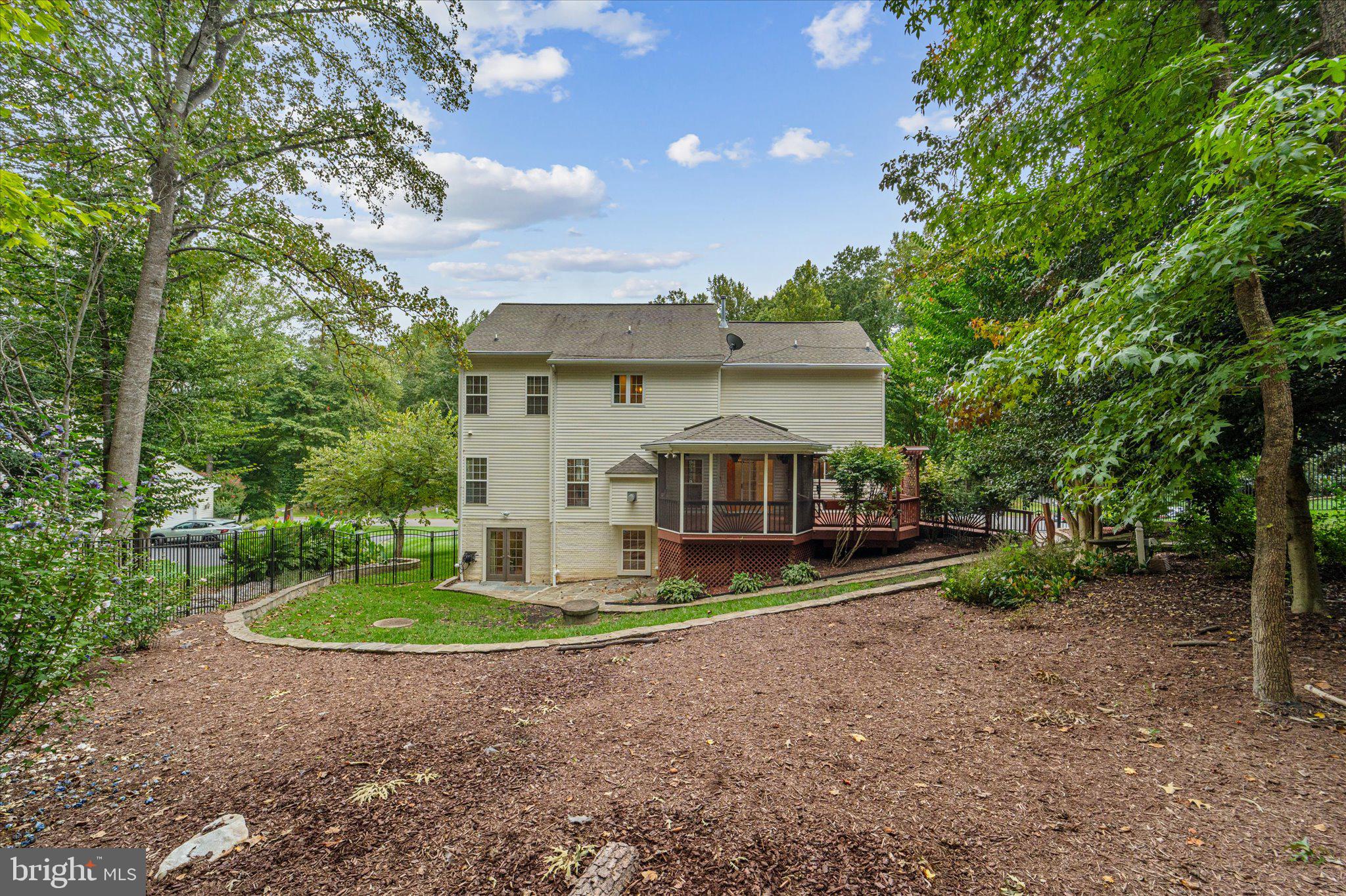 TRAILS END ESTATES - Residential