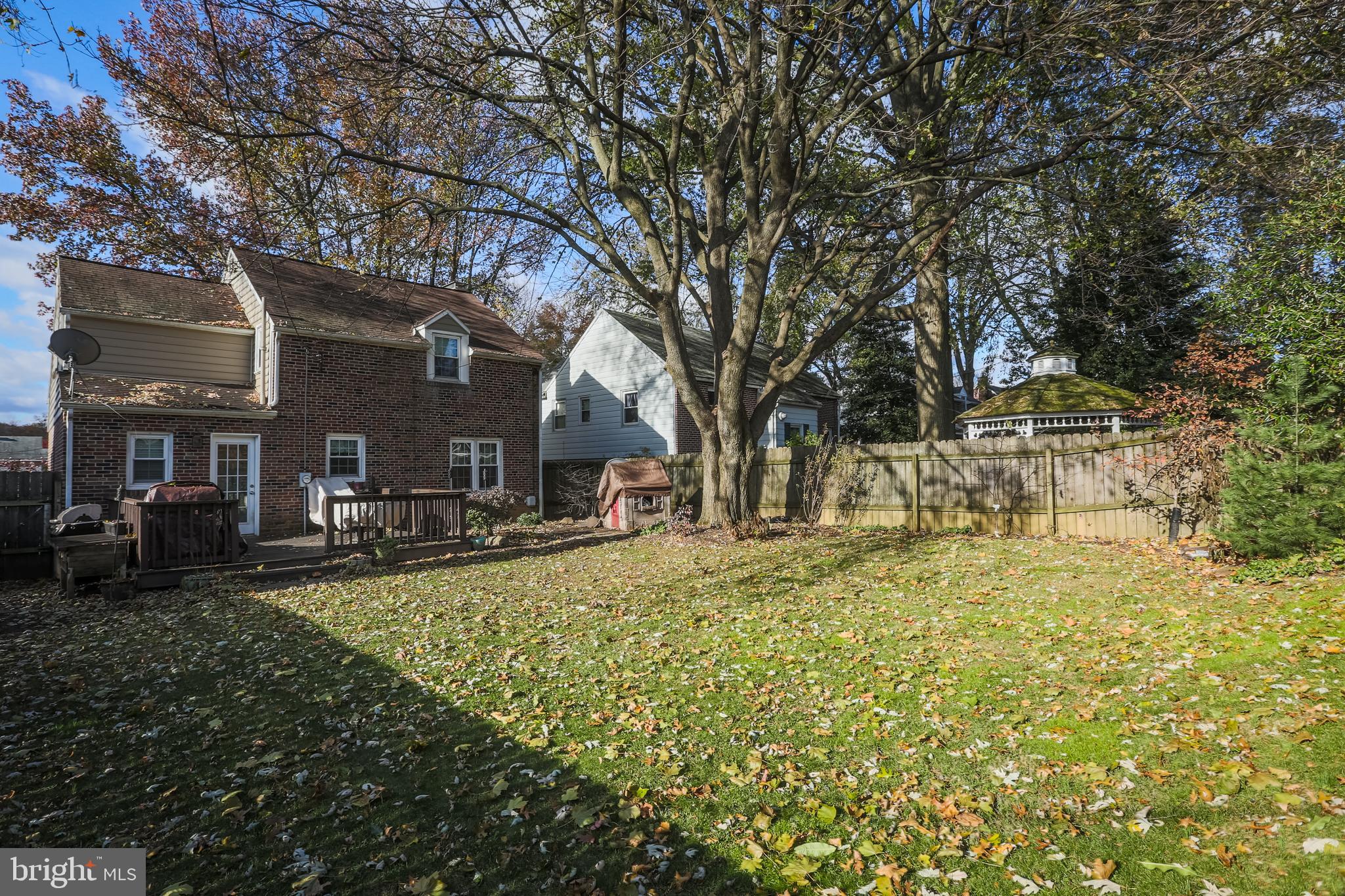 LINCOLN PARK - Residential