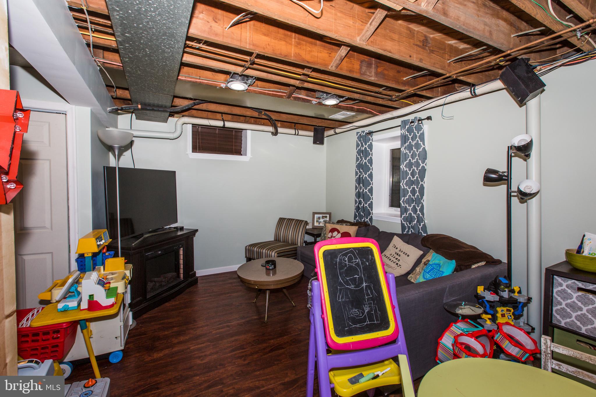 LINCOLN PARK - Residential