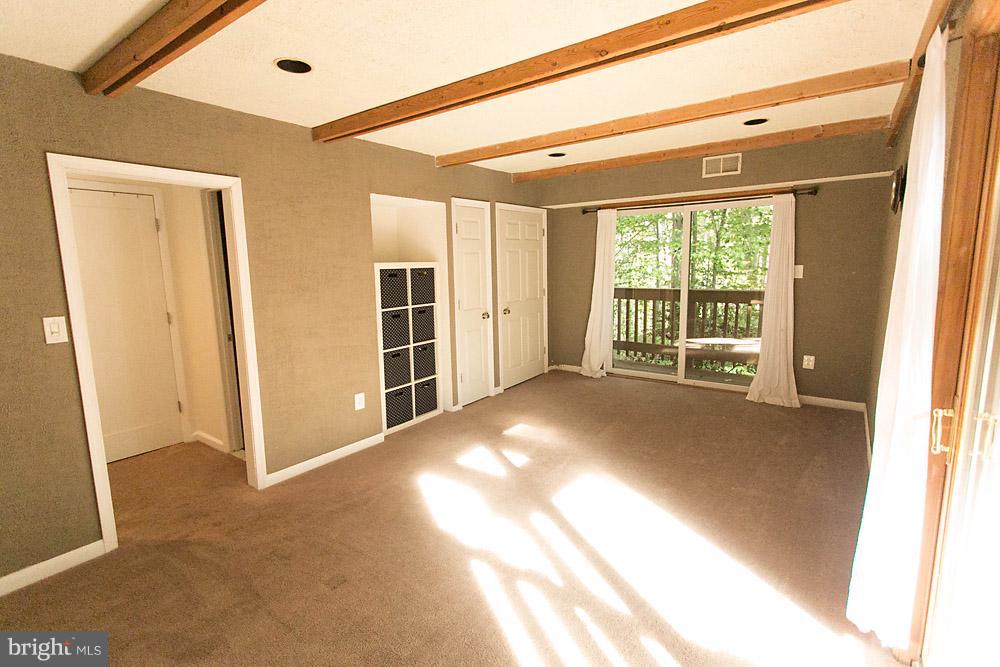 OCCOQUAN FOREST - Residential