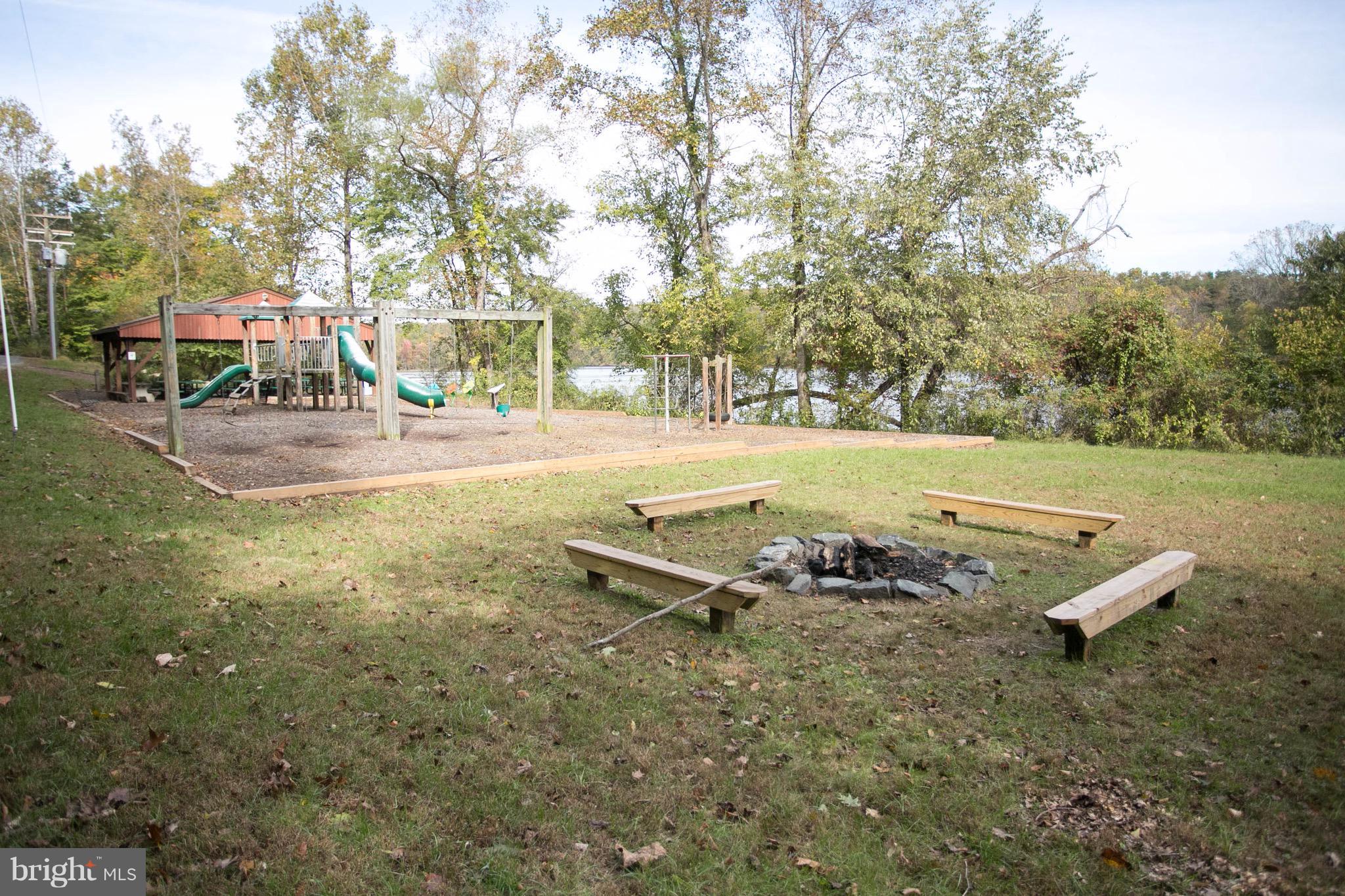 OCCOQUAN FOREST - Residential