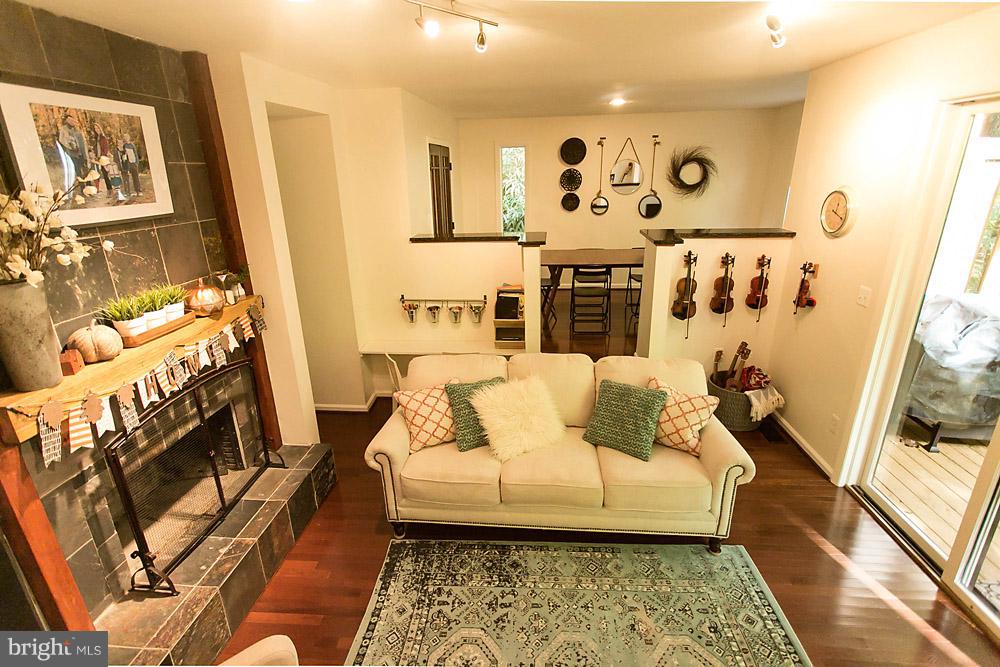 OCCOQUAN FOREST - Residential