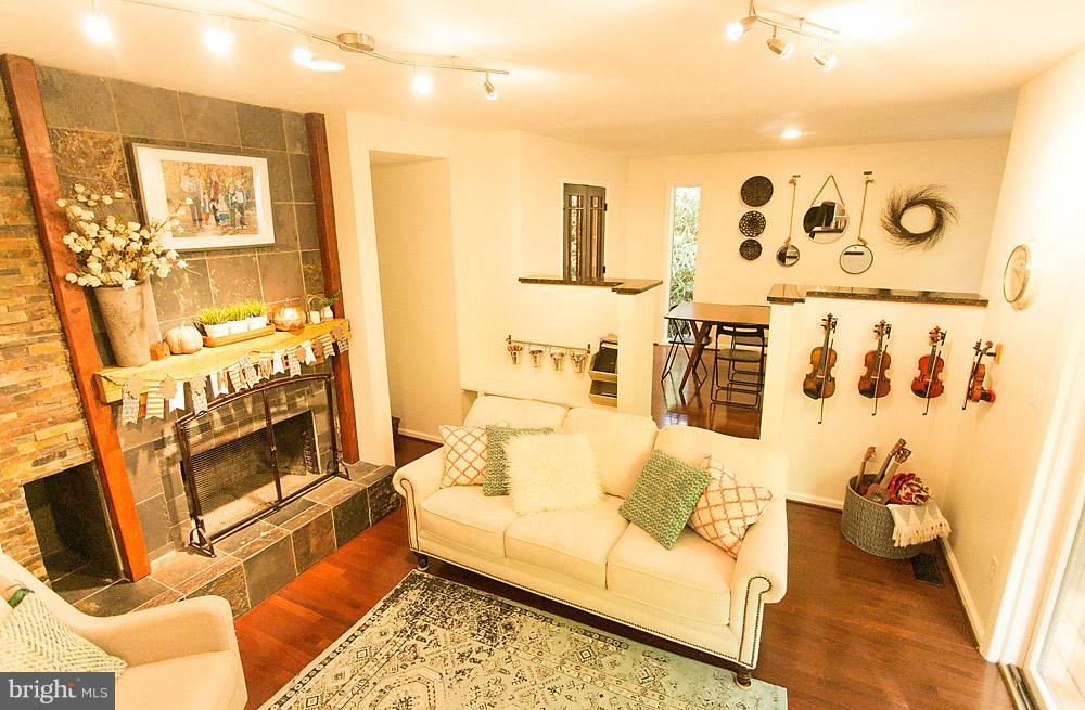 OCCOQUAN FOREST - Residential