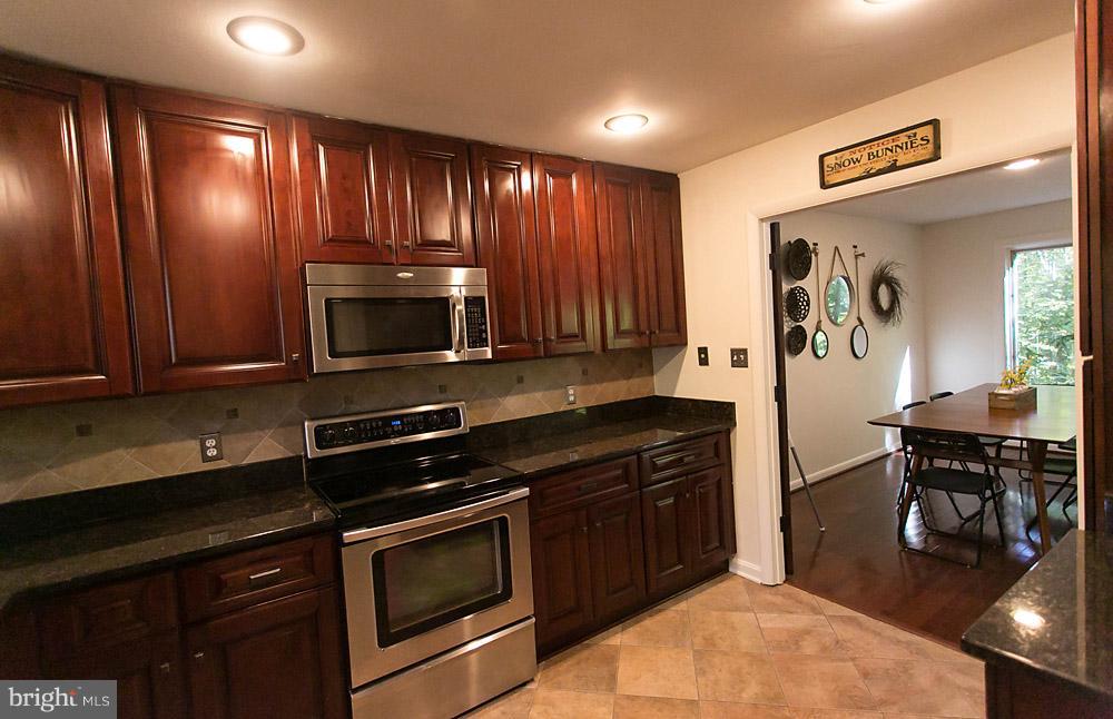 OCCOQUAN FOREST - Residential