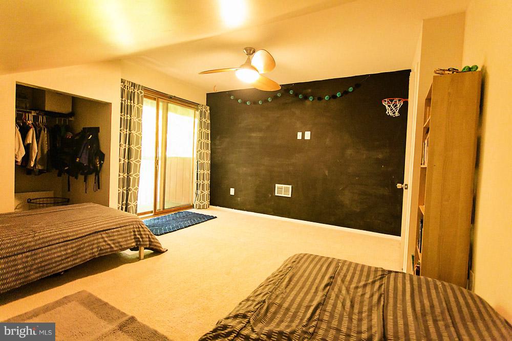 OCCOQUAN FOREST - Residential