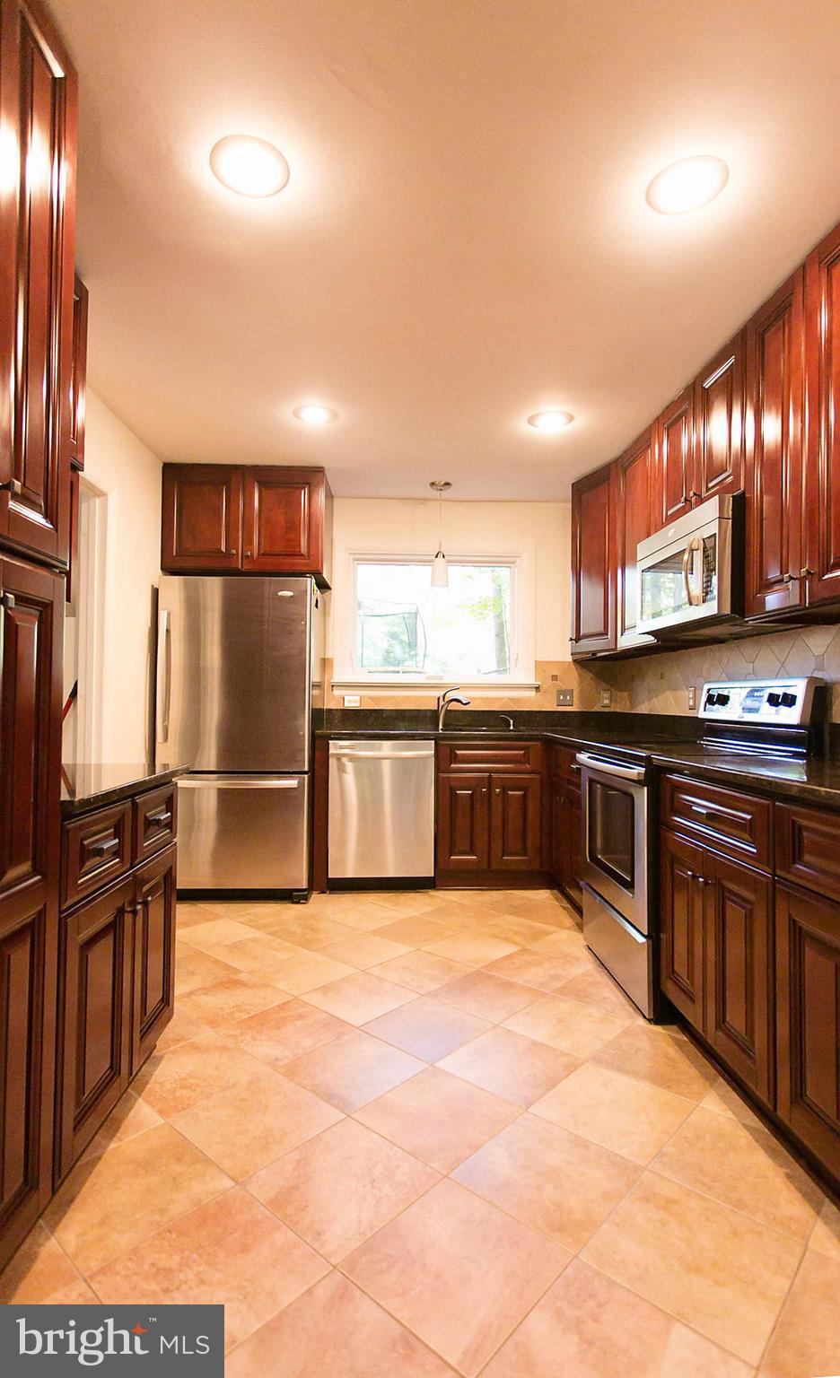 OCCOQUAN FOREST - Residential