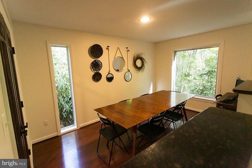 OCCOQUAN FOREST - Residential