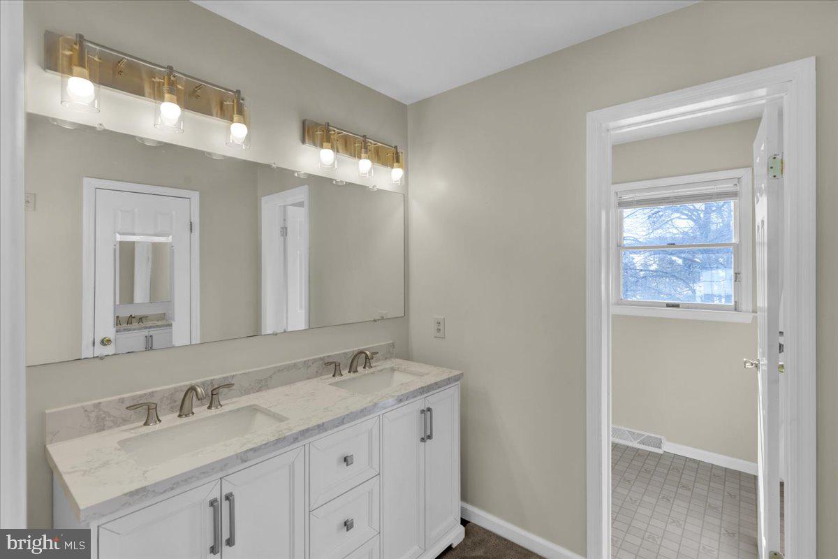 OVERBROOK - Residential