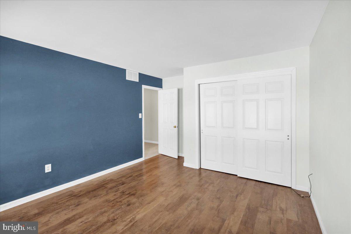 OVERBROOK - Residential