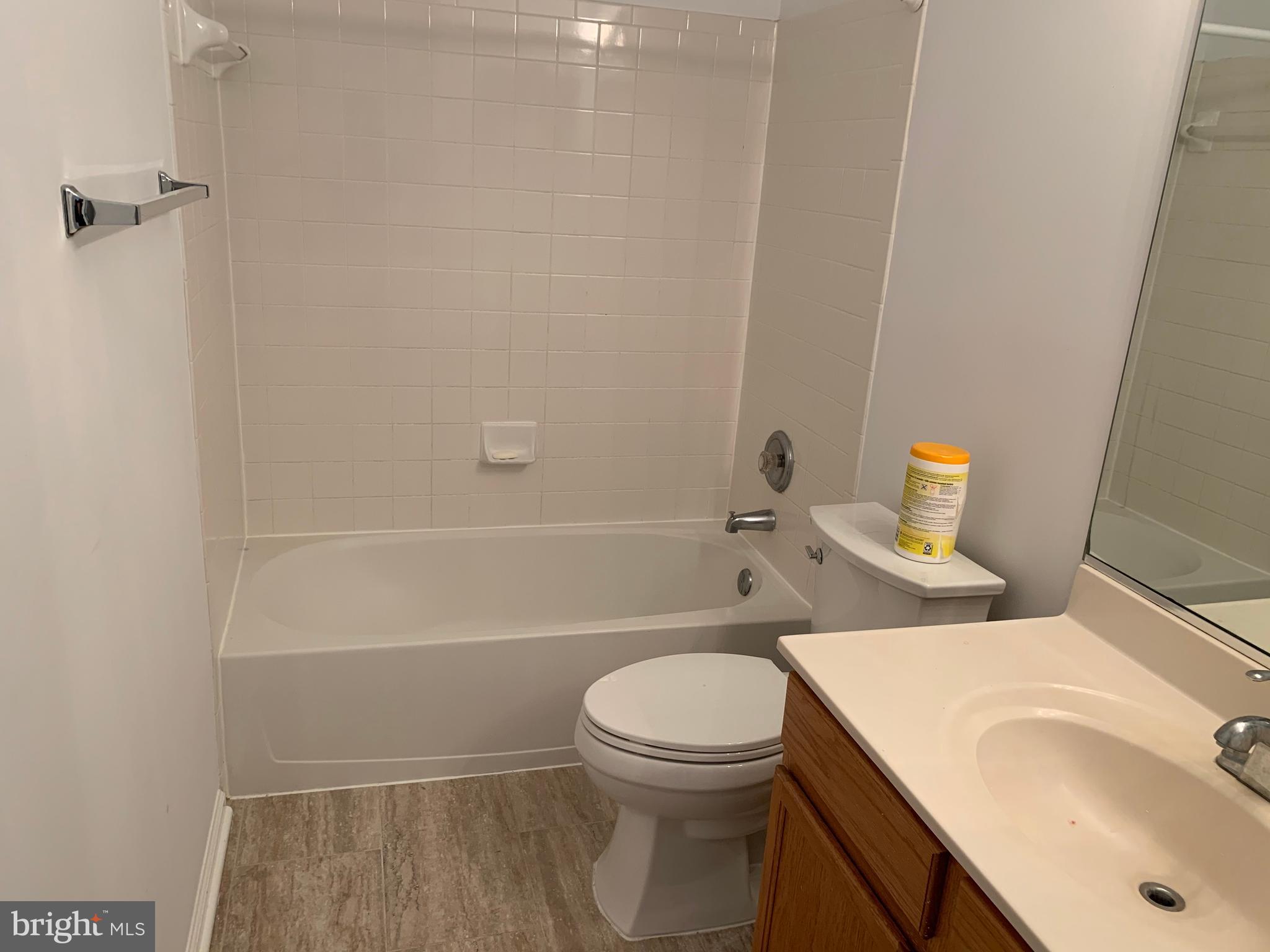 TOWELLS - Residential Lease