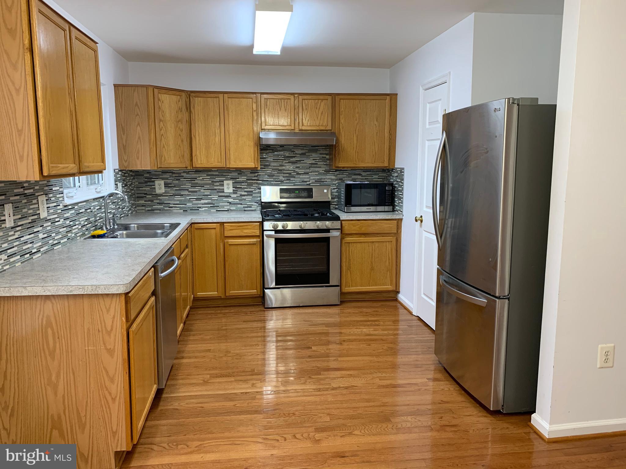 TOWELLS - Residential Lease