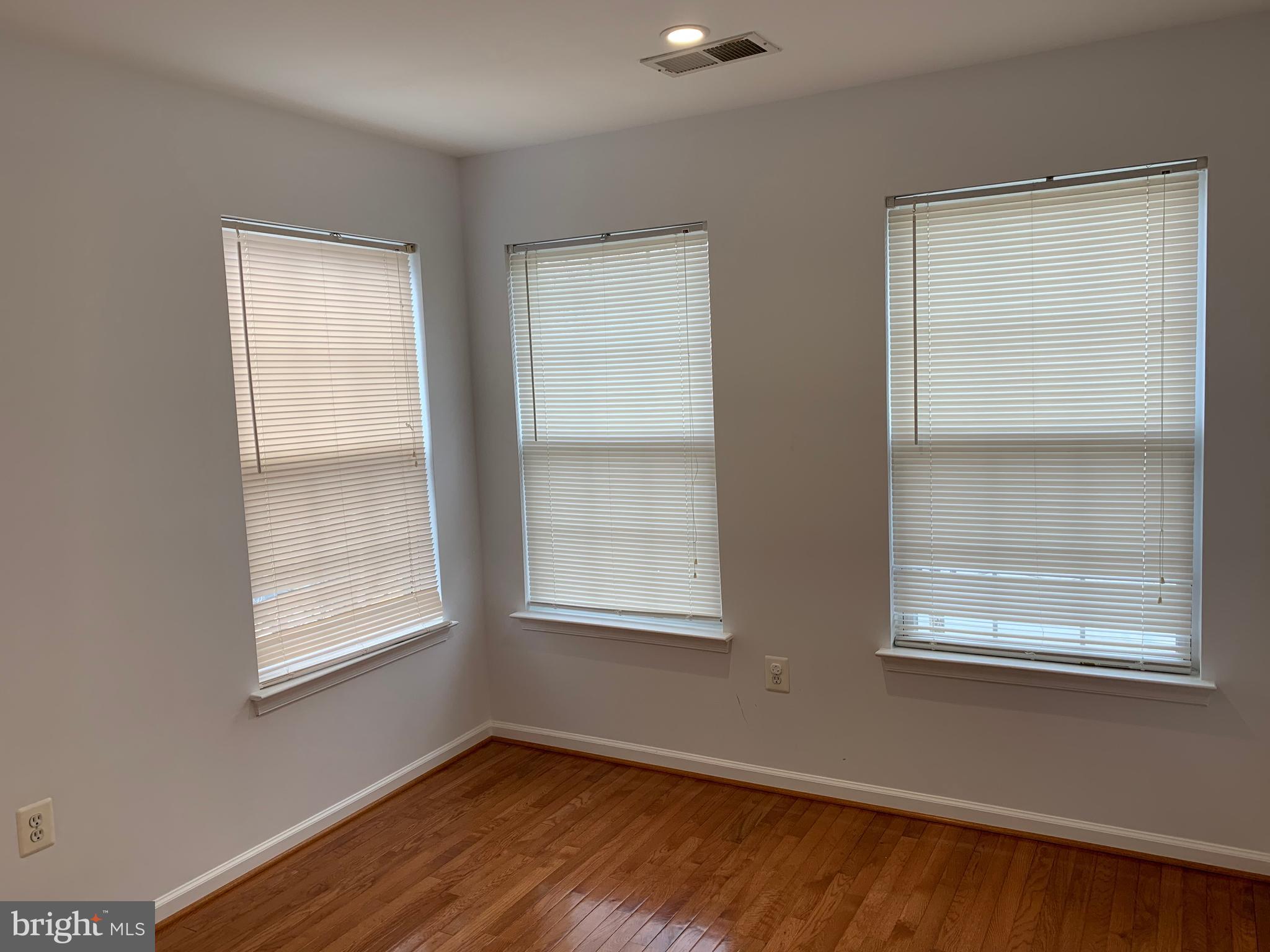 TOWELLS - Residential Lease