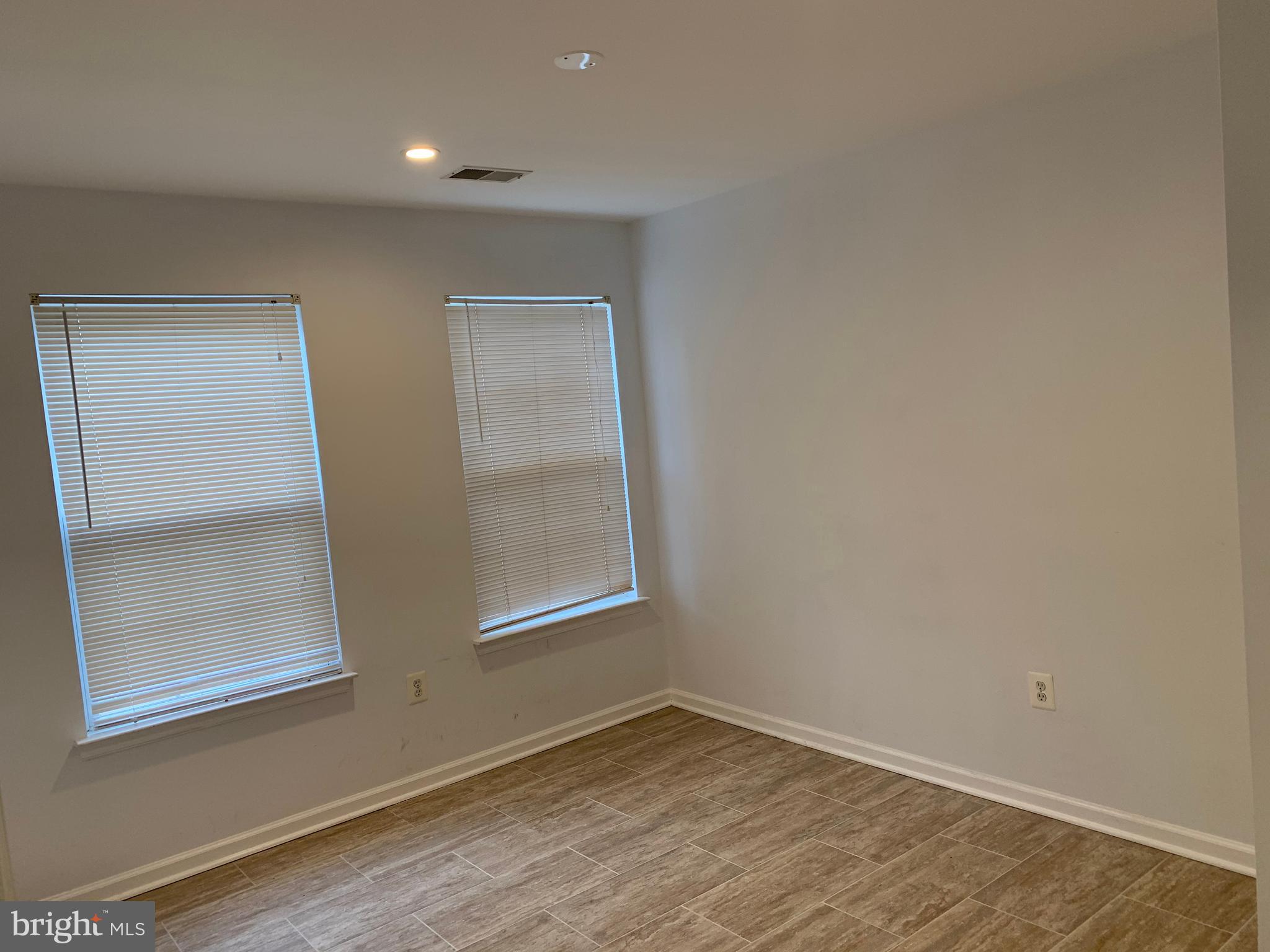 TOWELLS - Residential Lease