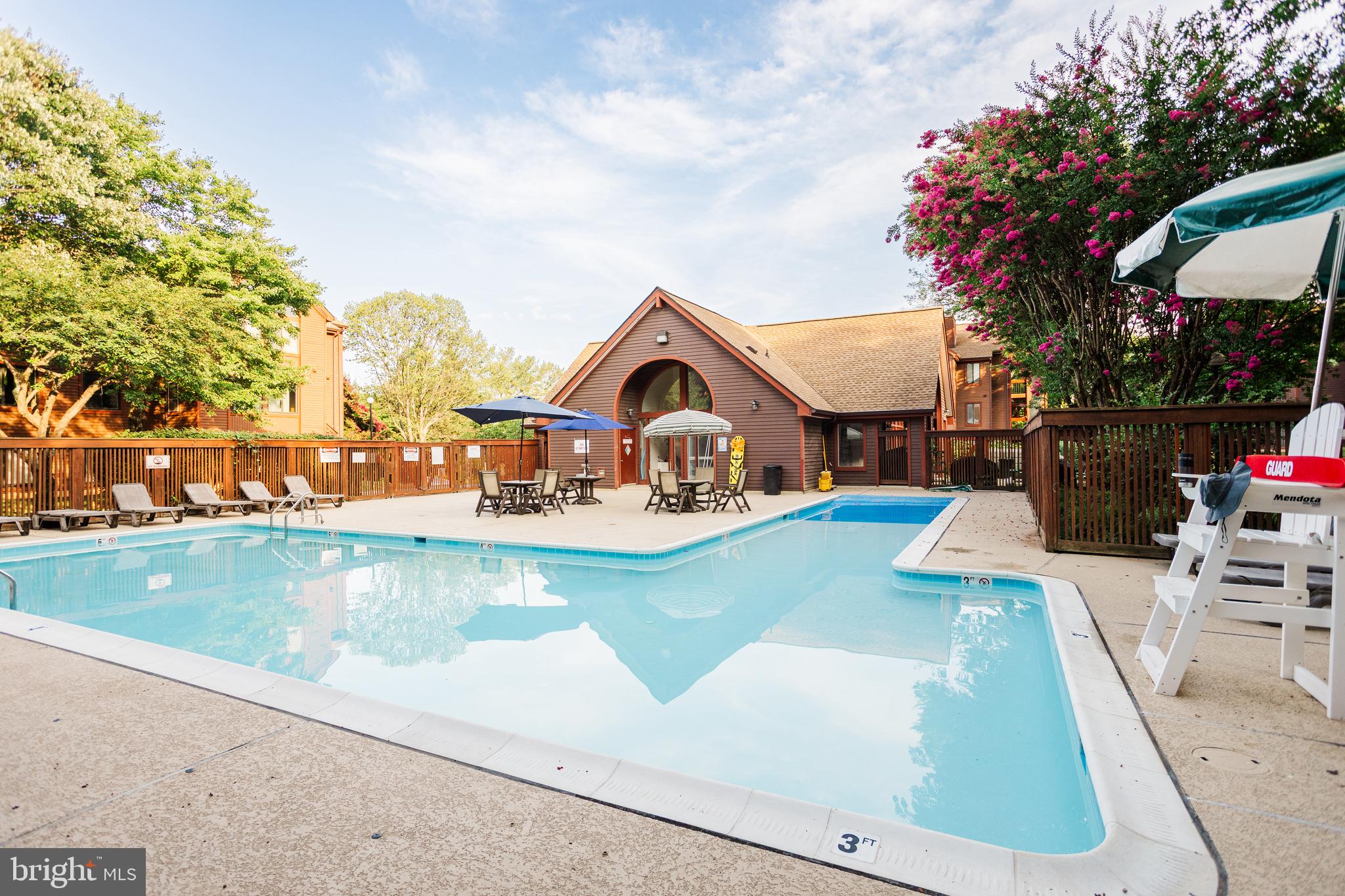 LEE OAKS - Residential Lease