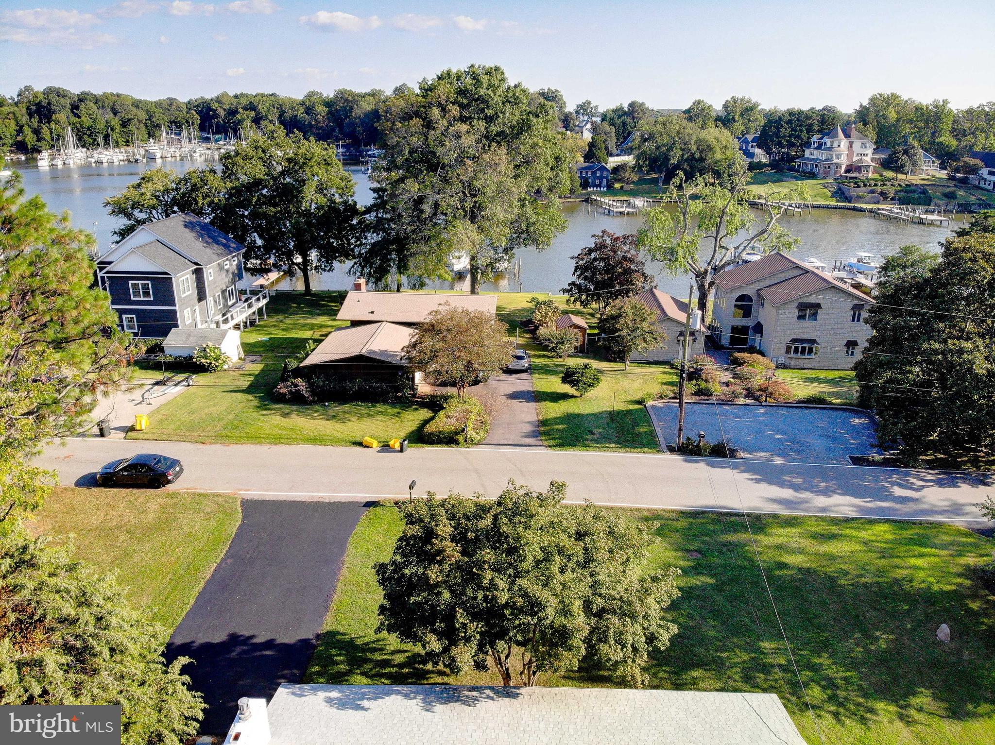 HOLLY HILL HARBOR - Residential