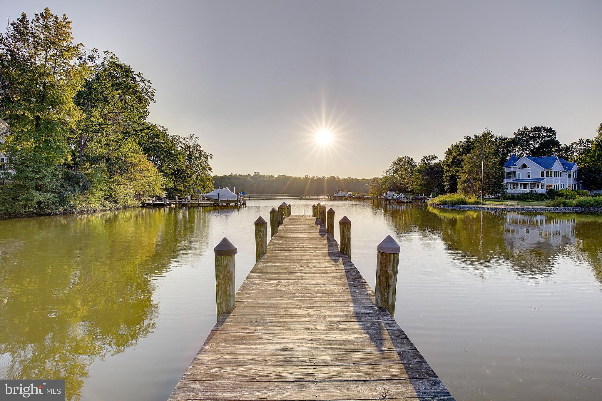 HOLLY HILL HARBOR - Residential
