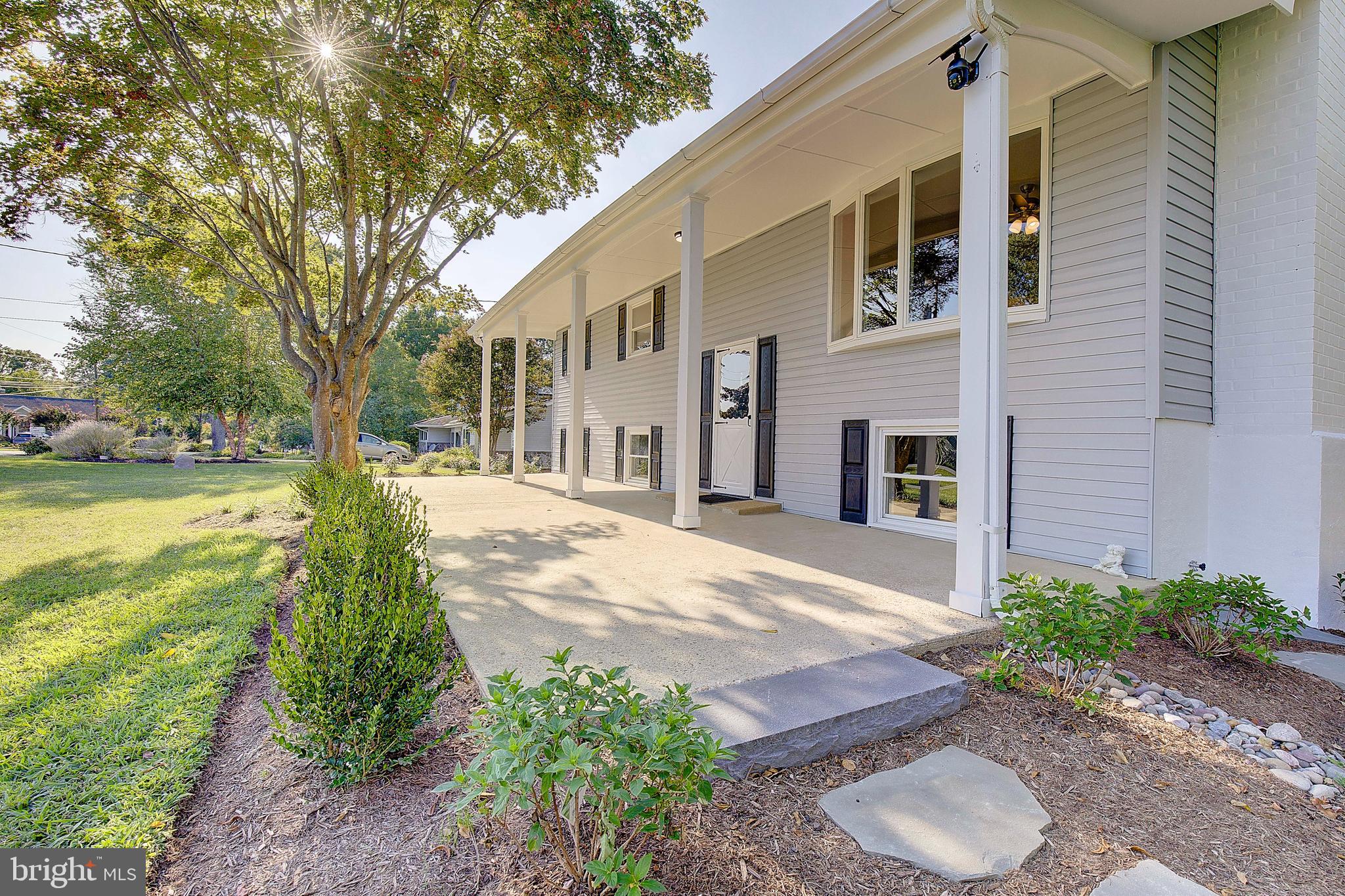 HOLLY HILL HARBOR - Residential