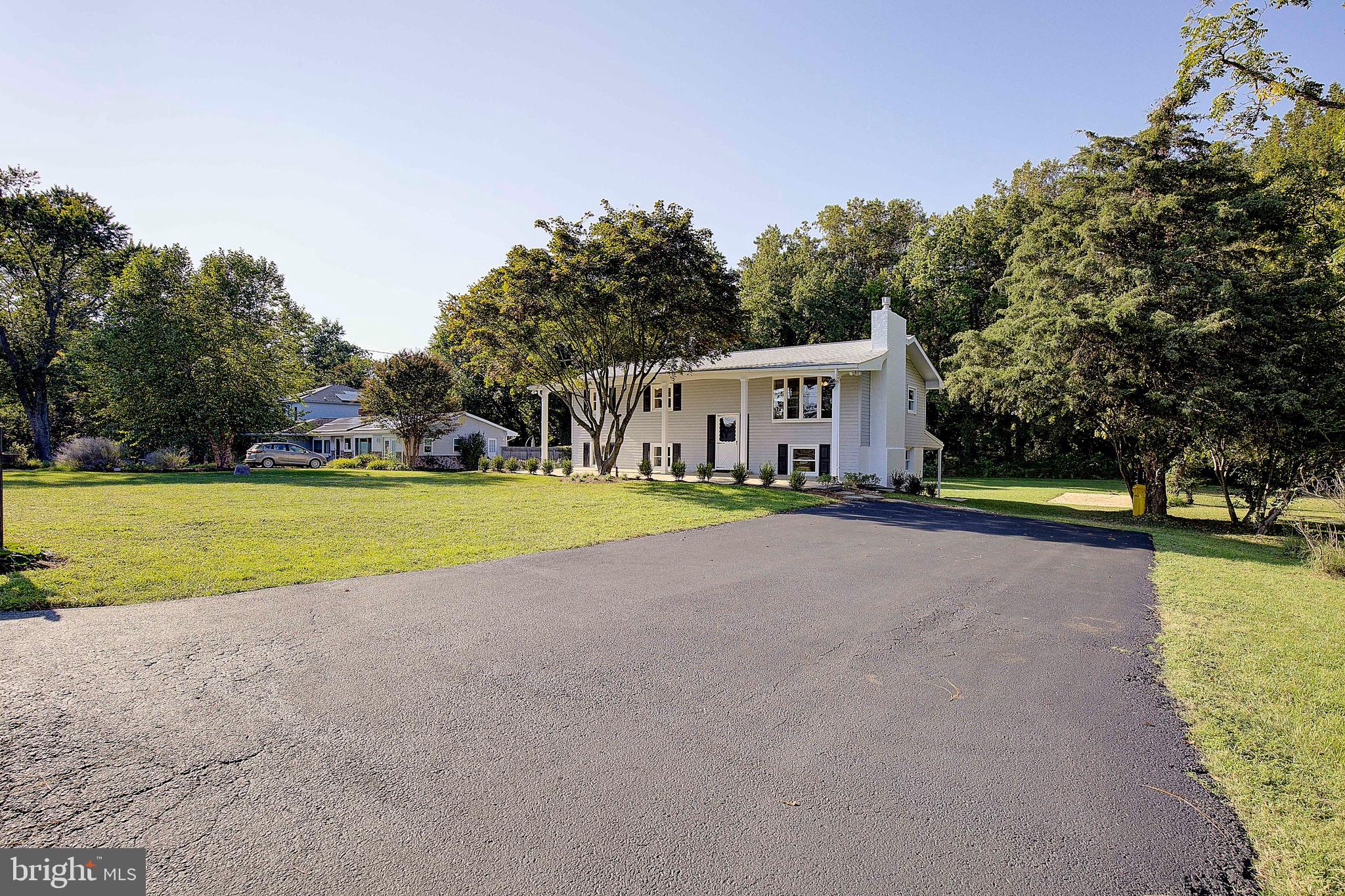 HOLLY HILL HARBOR - Residential