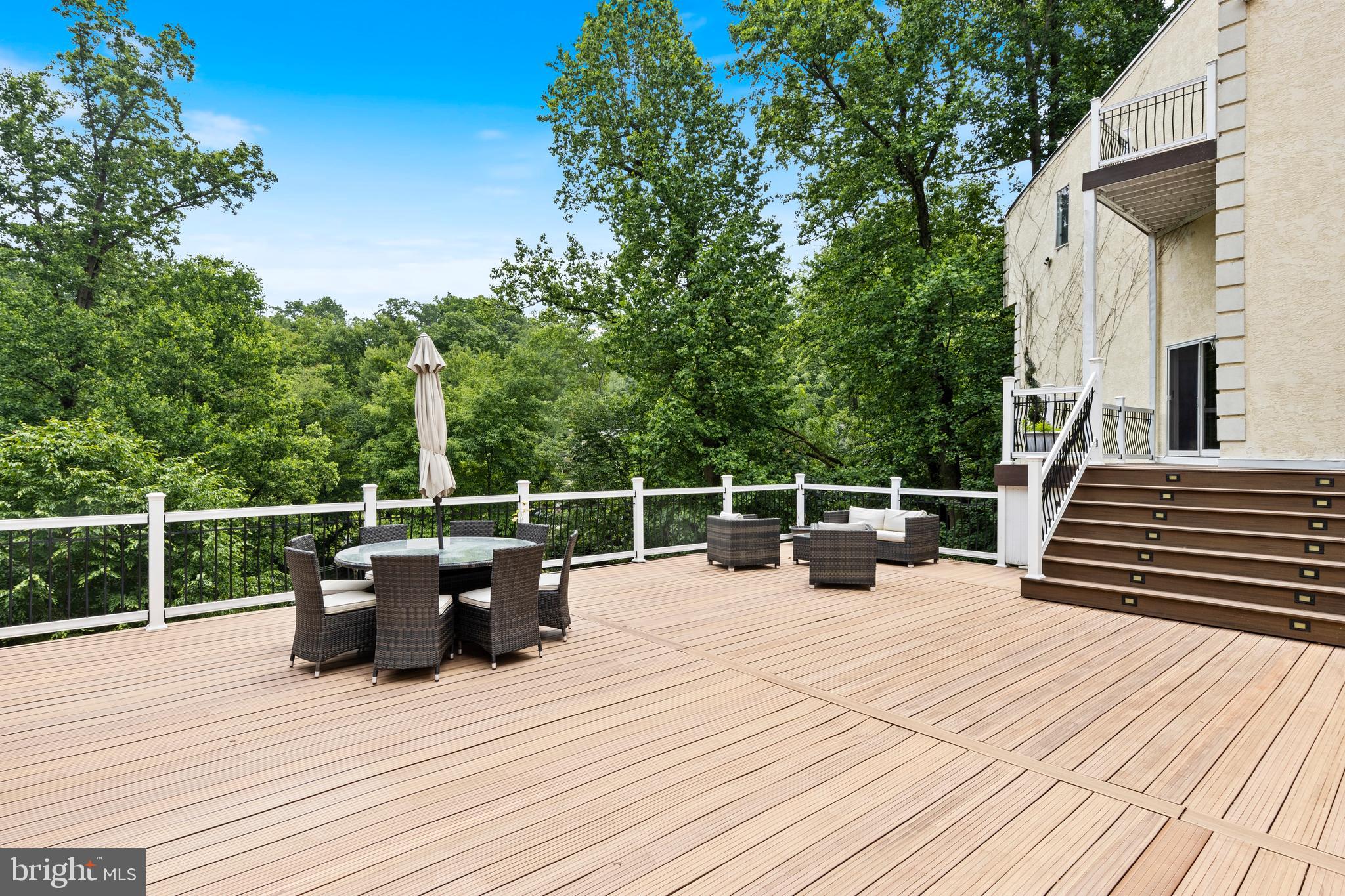 OAK HILL - Residential