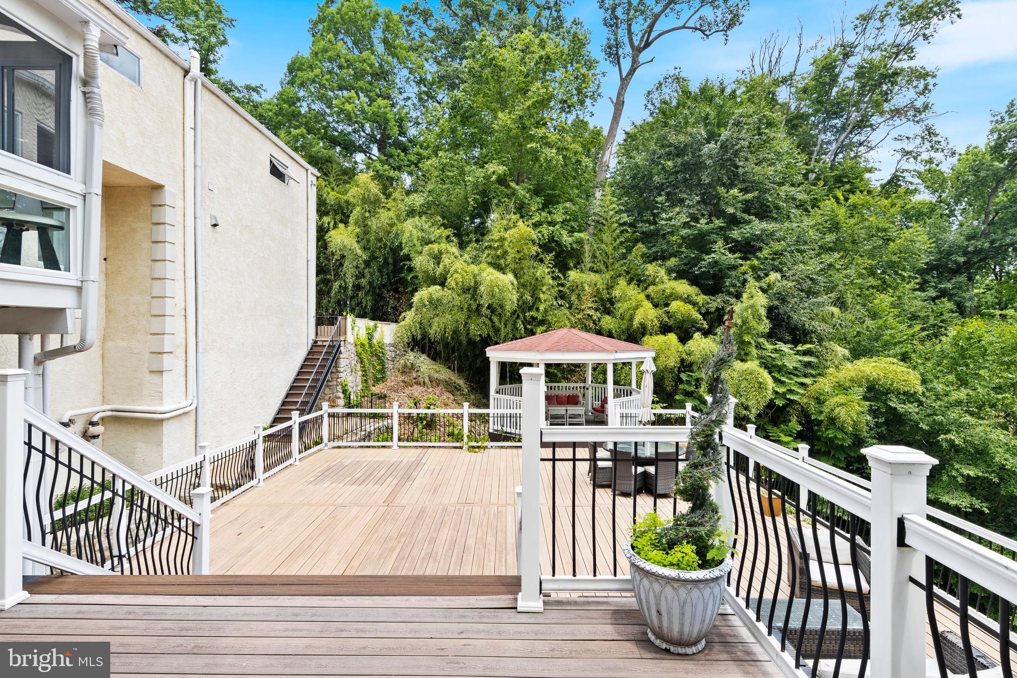 OAK HILL - Residential