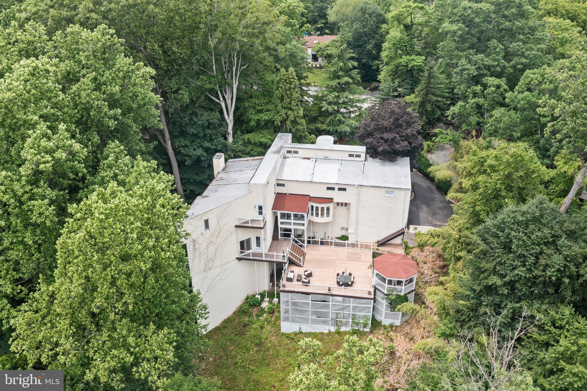 OAK HILL - Residential