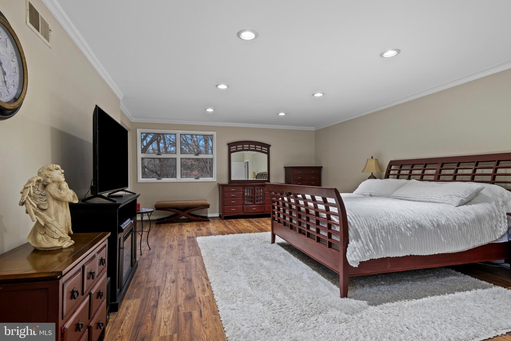 OAK HILL - Residential