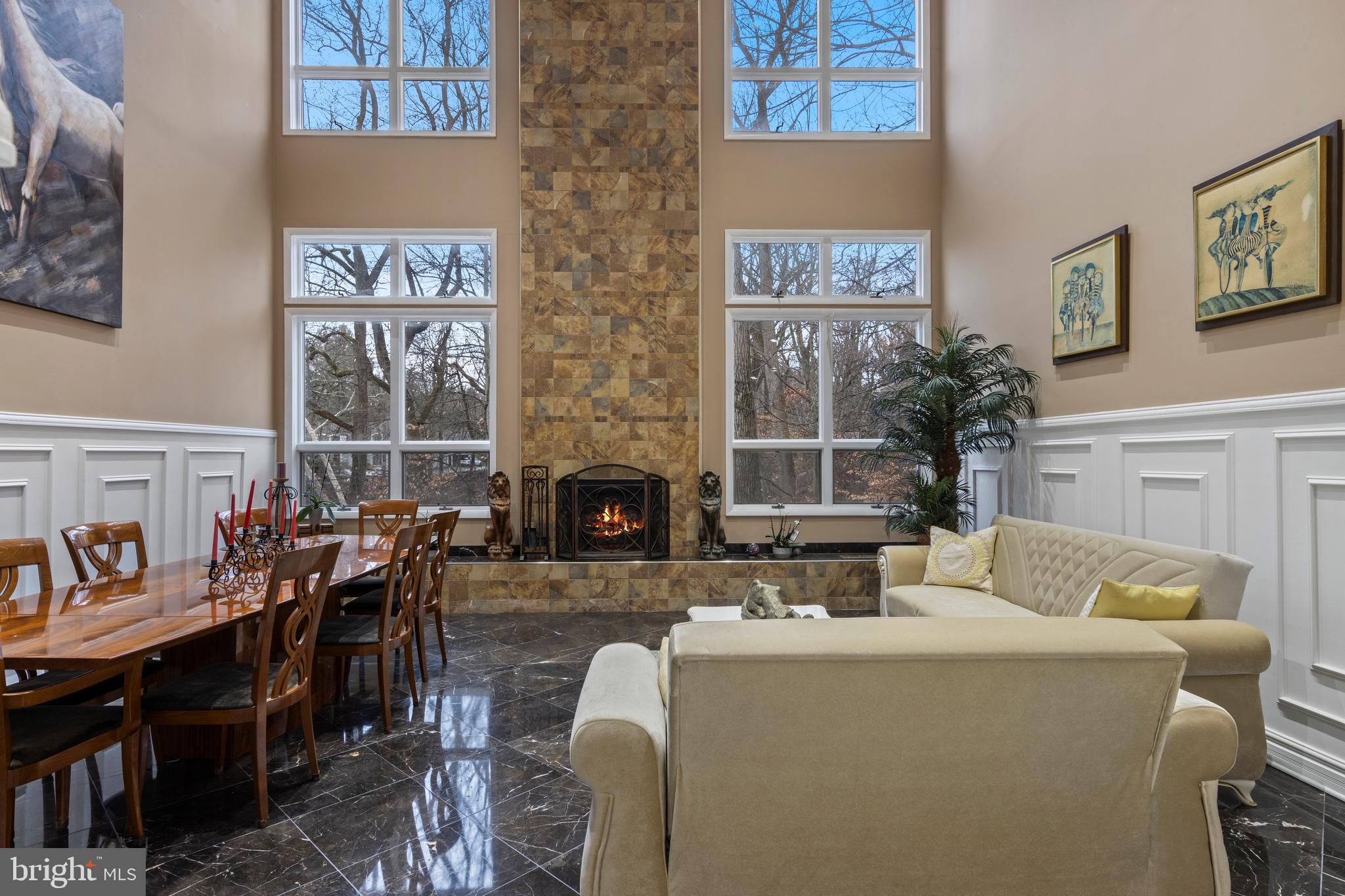 OAK HILL - Residential