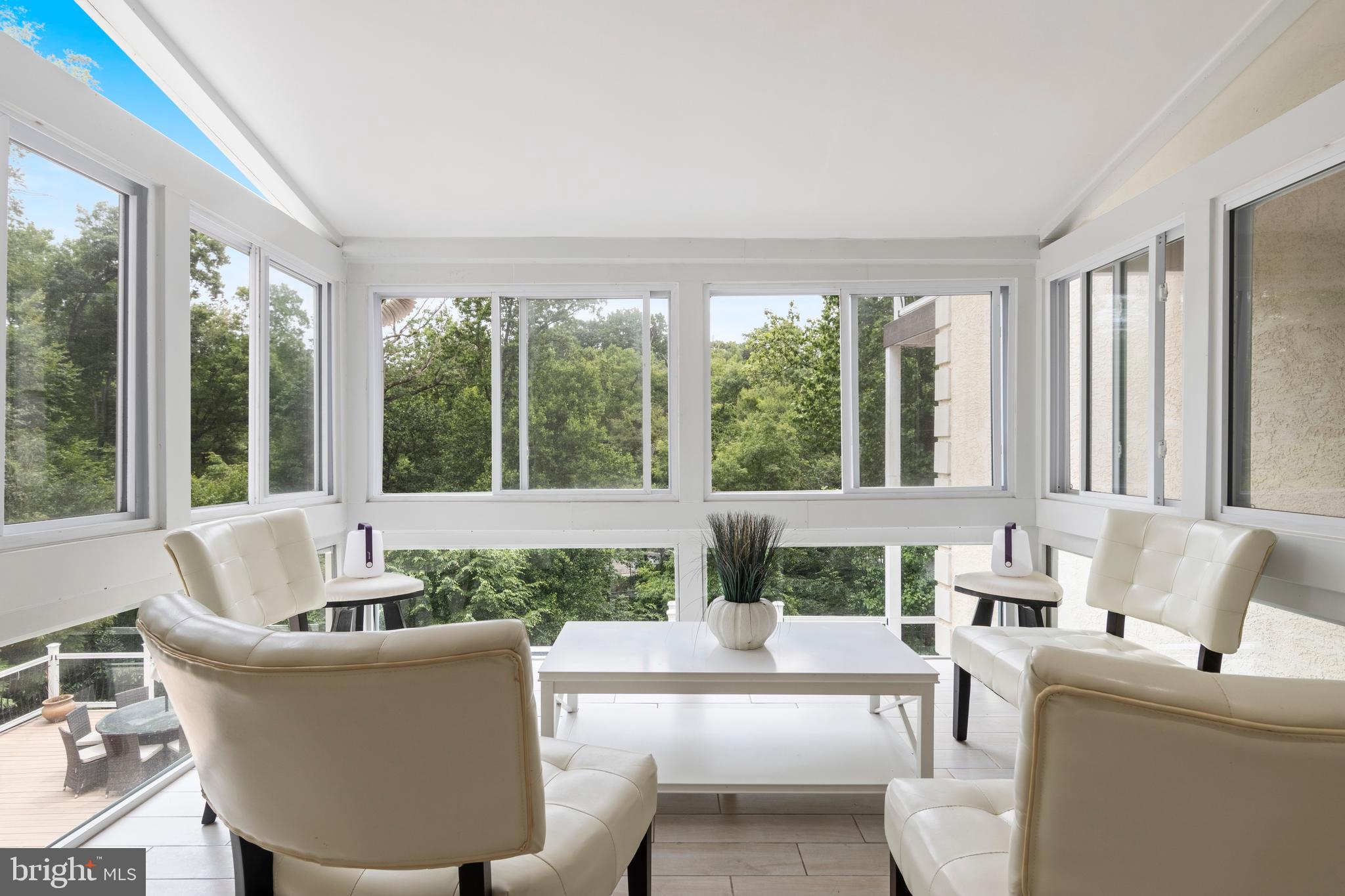 OAK HILL - Residential