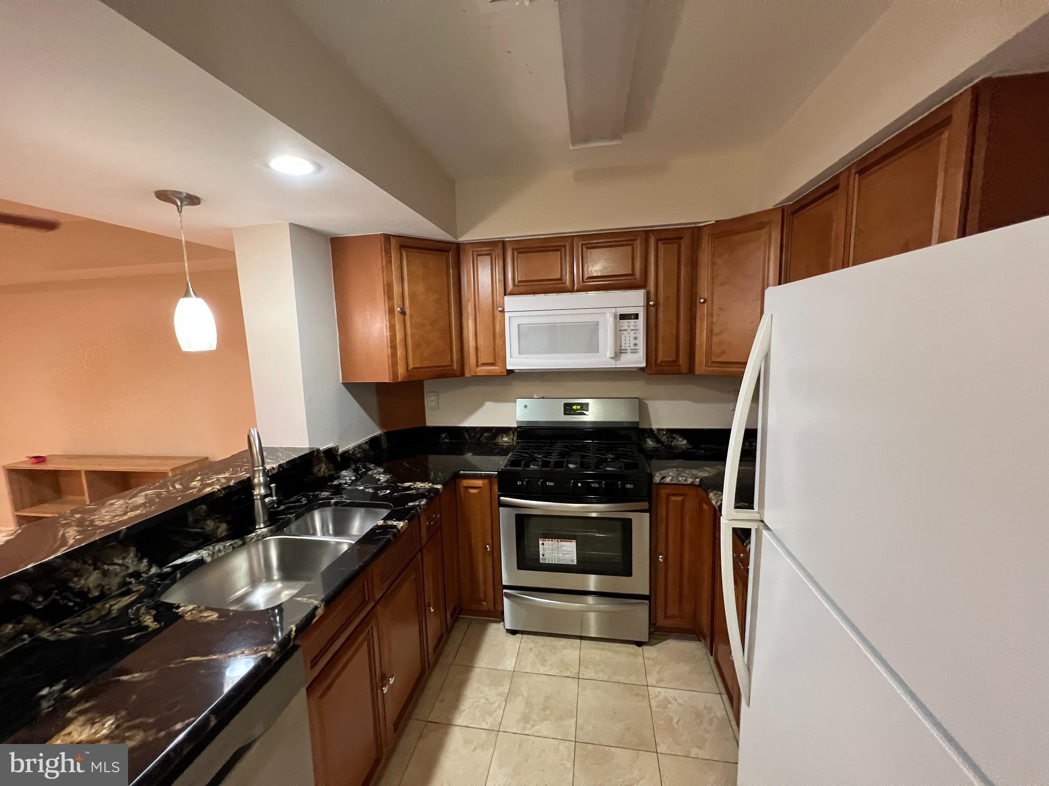 NEWGATE - Residential Lease