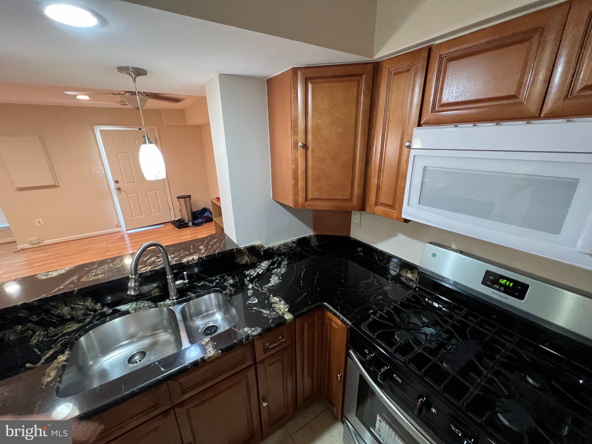 NEWGATE - Residential Lease