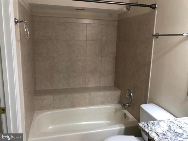 NEWGATE - Residential Lease