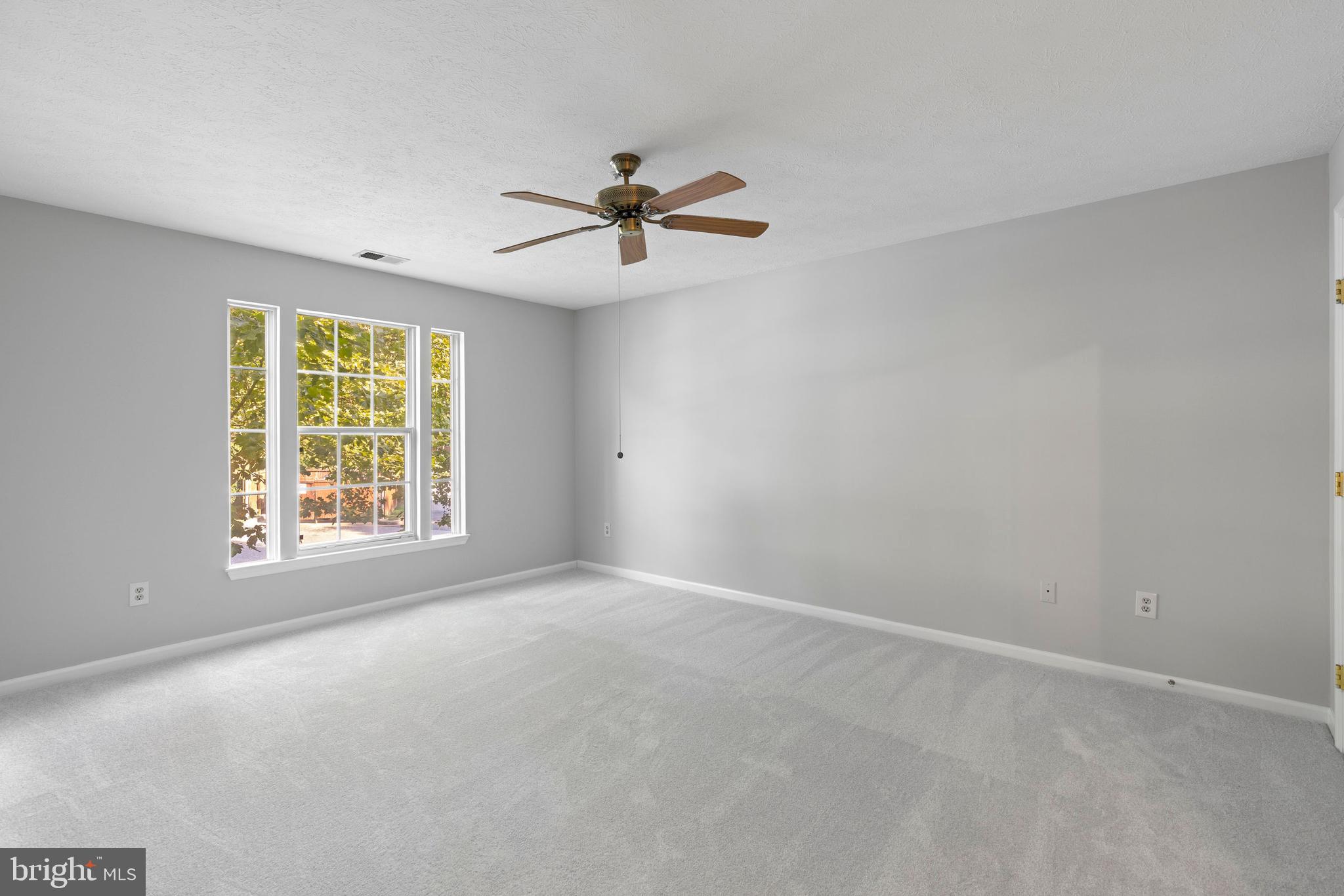 BRENTWOOD CONDO - Residential