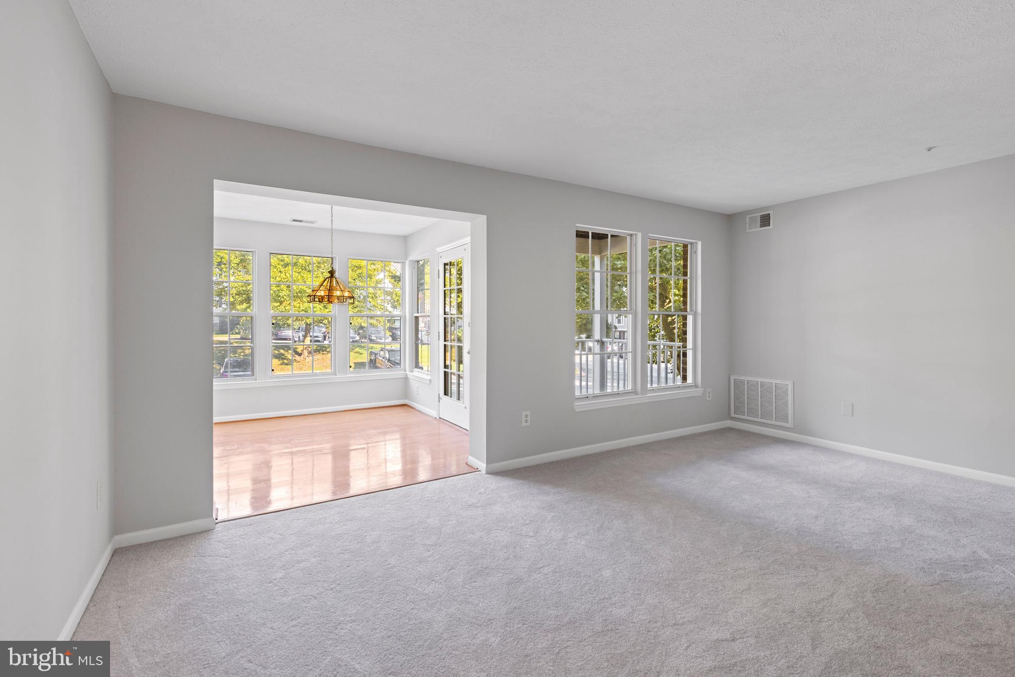 BRENTWOOD CONDO - Residential