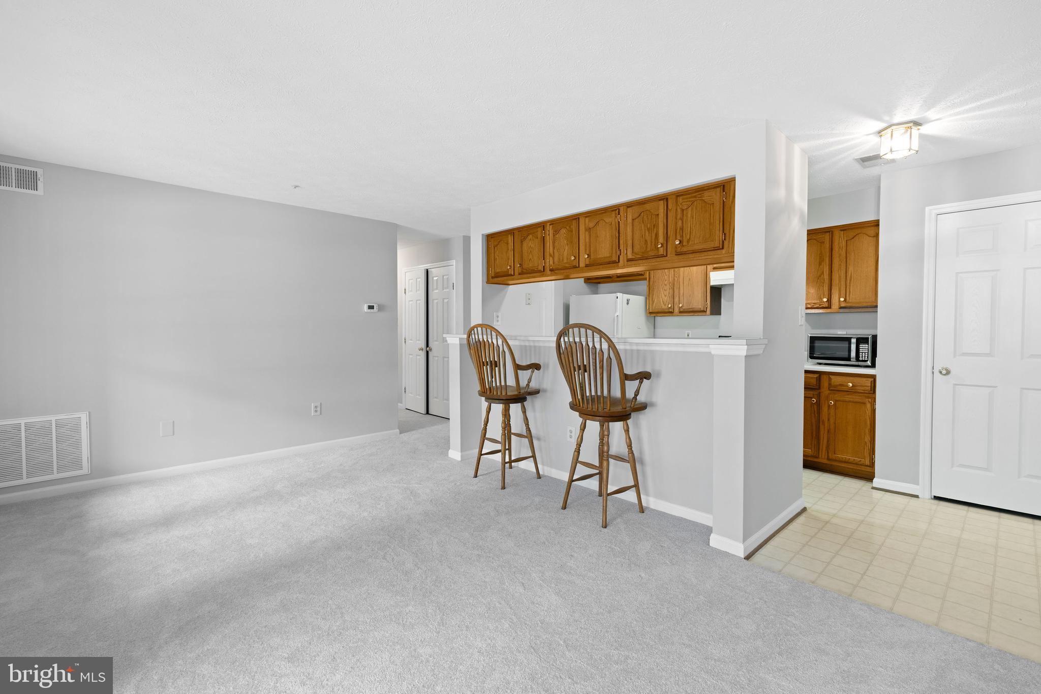 BRENTWOOD CONDO - Residential