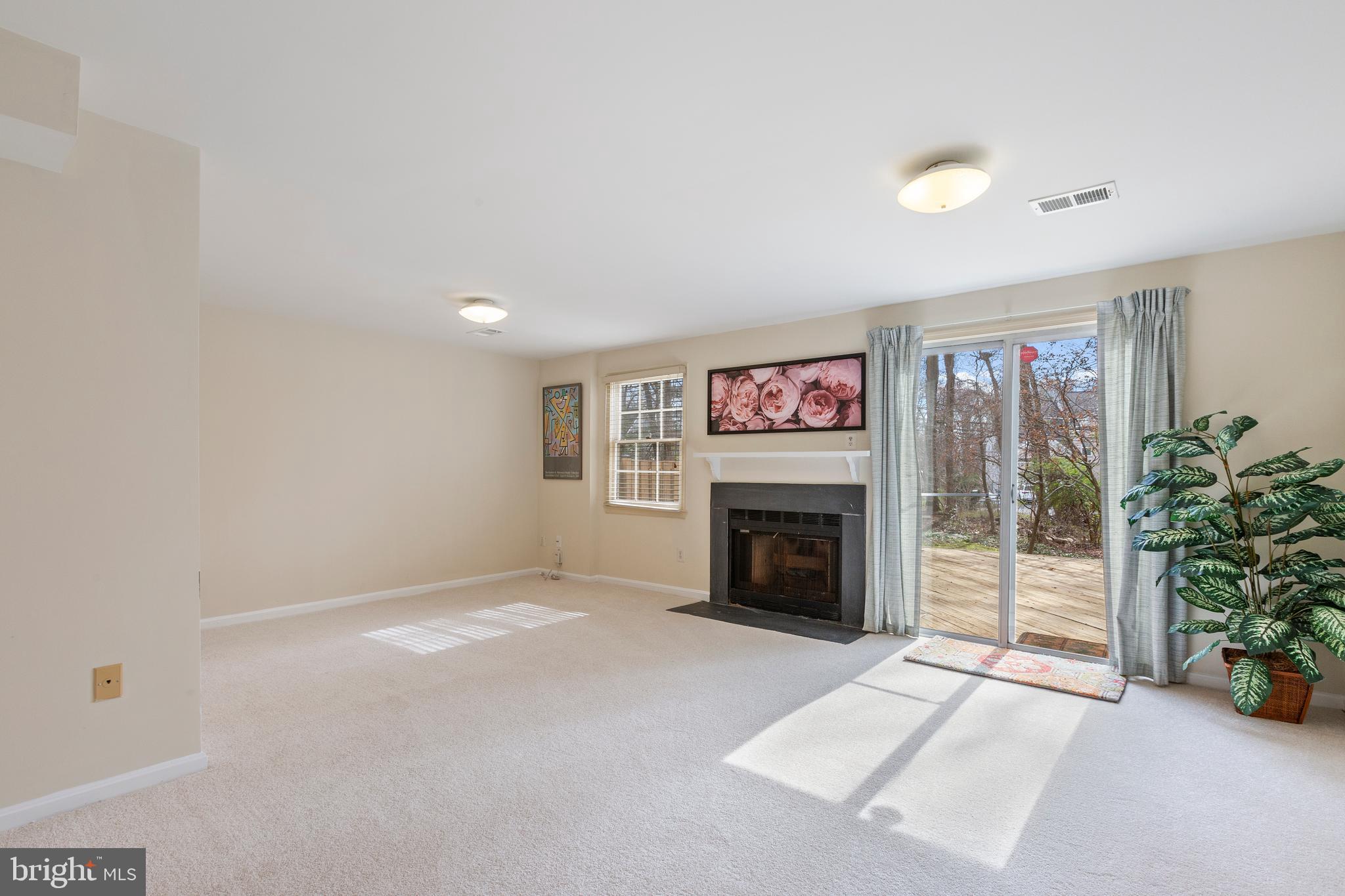 CEDARS OF TYSONS - Residential