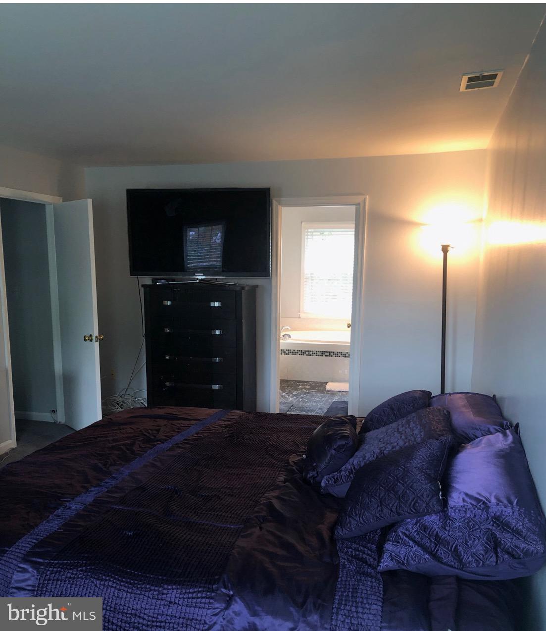 OLD STAGE KNOLLS - Residential