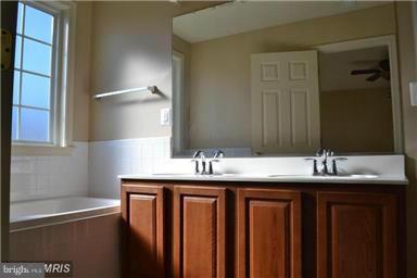 PORT AQUIA - Residential