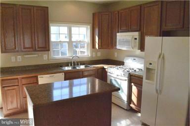 PORT AQUIA - Residential