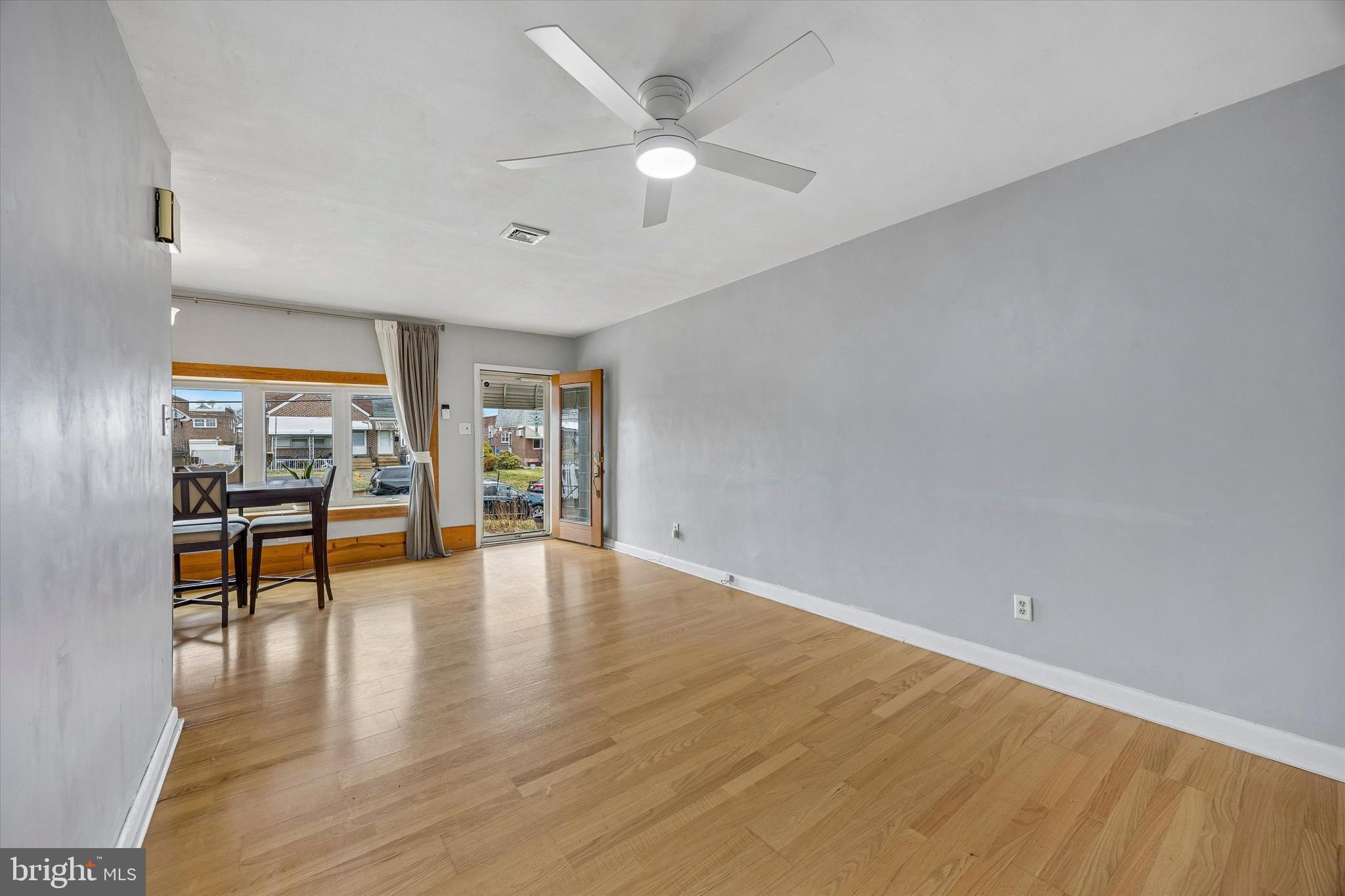 BELLS CORNER - Residential