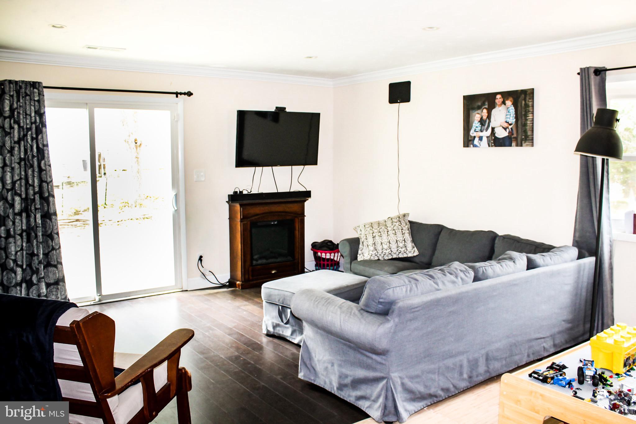 POINTER RIDGE - Residential