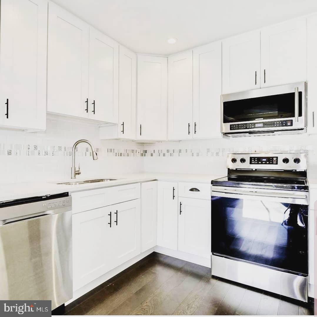 POINTER RIDGE - Residential